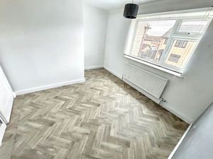 Bedroom- click for photo gallery